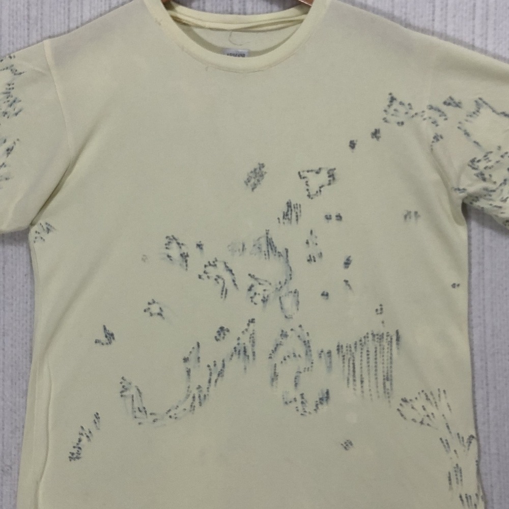 Armani Collezioni Mens XL T-Shirt Yellow Abstract Print Made in Italy Textured